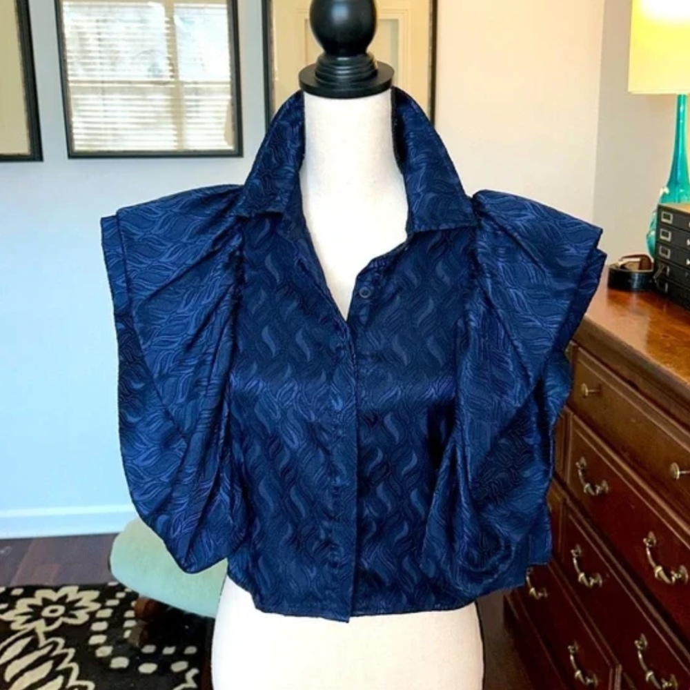 Woven jacquard puffed sleeve blouse - L